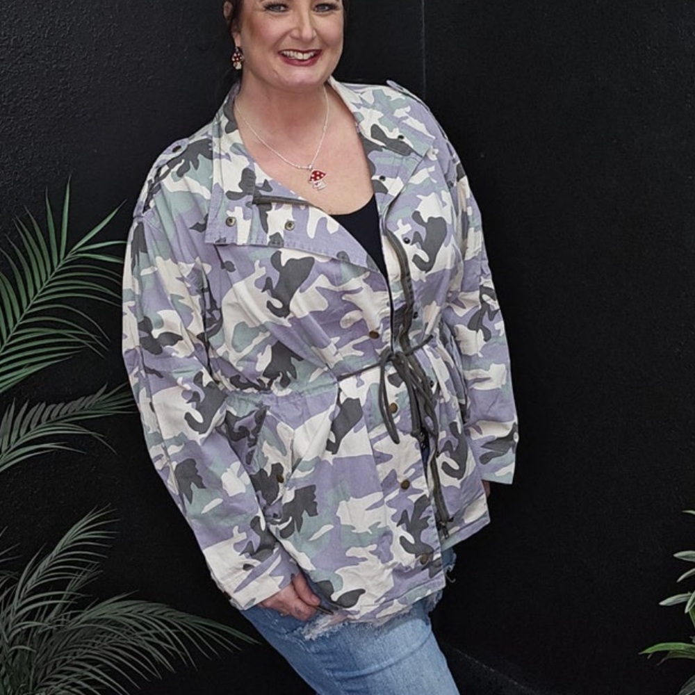 ODDY Camouflage Women's Jacket NWT 3XL